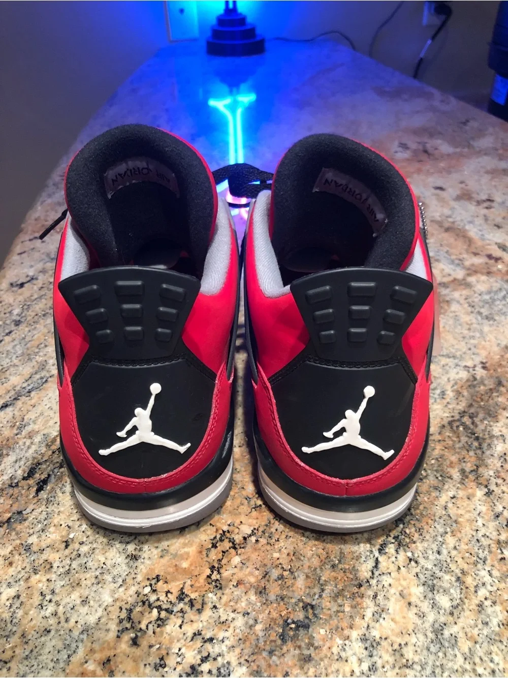 Jordan 4 Retro Toro Bravo (2013)